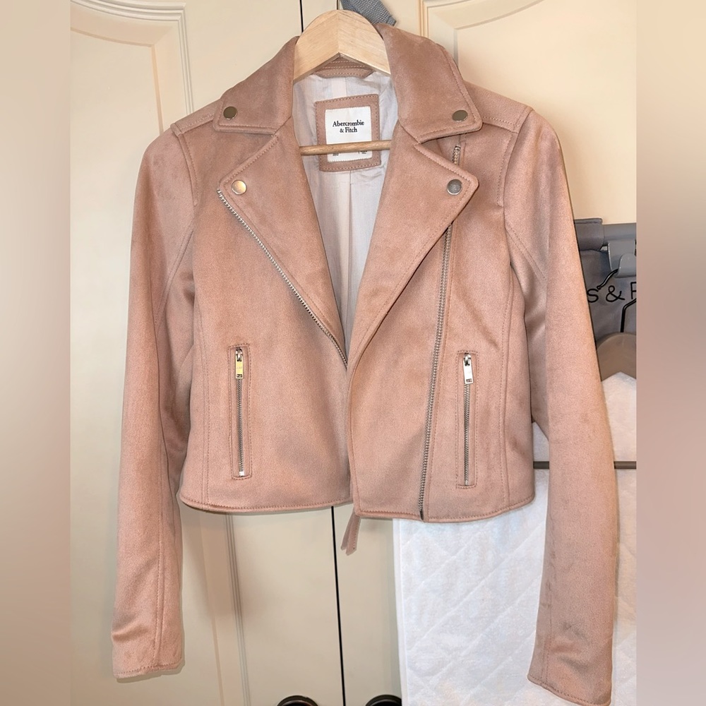 A&F Faux suede Moto Jacket XS in Light Pink